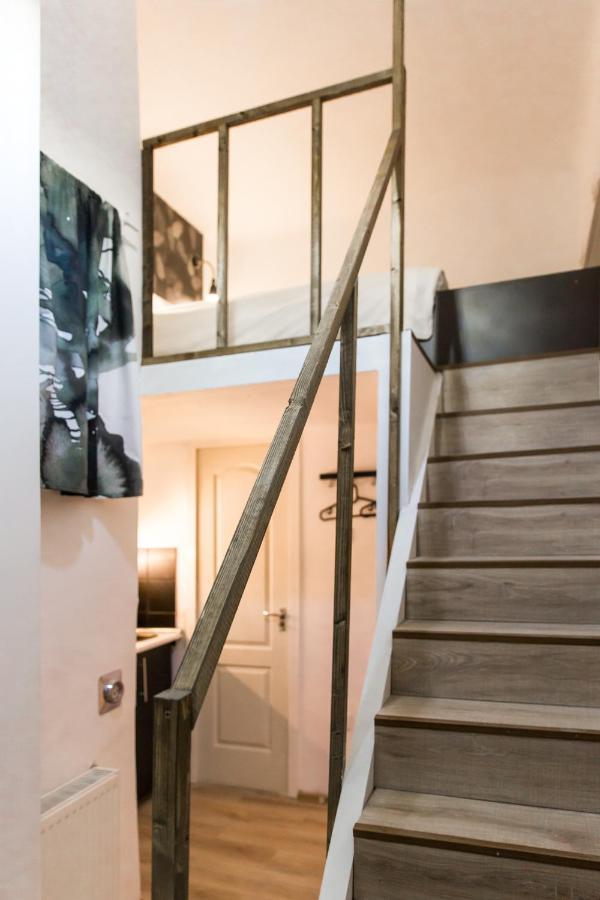 Modern Budget Lofts In The City Centre 布达佩斯 外观 照片