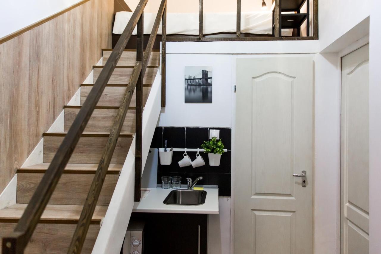 Modern Budget Lofts In The City Centre 布达佩斯 外观 照片